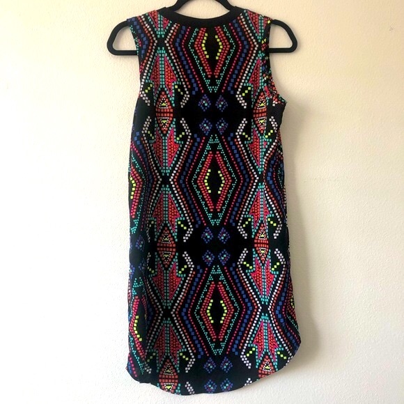 🦋HP Xhilaration Retro Geometric Cube Print - Picture 2 of 4